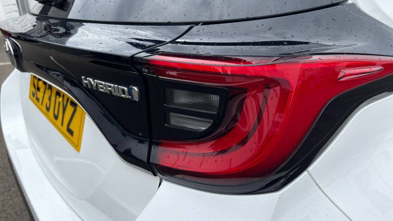 Toyota Yaris 1.5 Hybrid Excel 5dr CVT Hybrid Hatchback